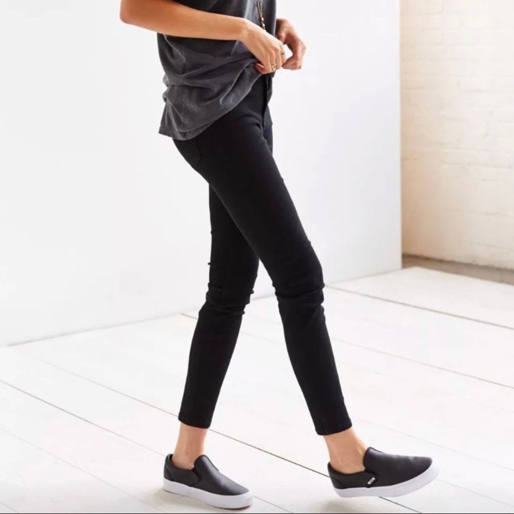 BDG Twig Mid Rise Jean